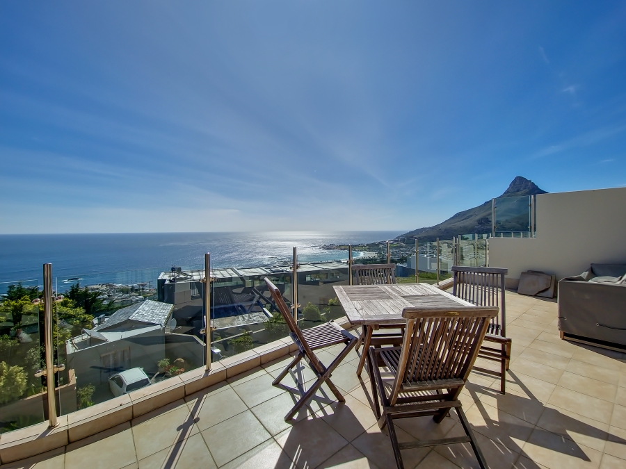 To Let 4 Bedroom Property for Rent in Camps Bay Western Cape